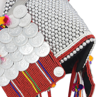 Perlenbesetzter Akha-Kopfschmuck - Kunsthandwerklich gefertigter Brautkopfschmuck vom Akha Hill Tribe
