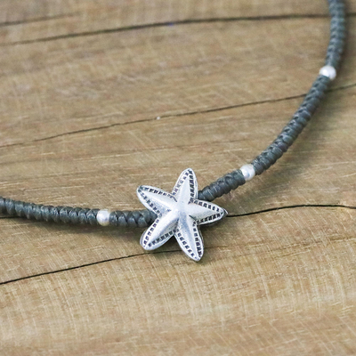 Silver pendant bracelet, 'Starfish Companion in Grey' - 950 Silver Grey Starfish Pendant Bracelet by Thai Artisans
