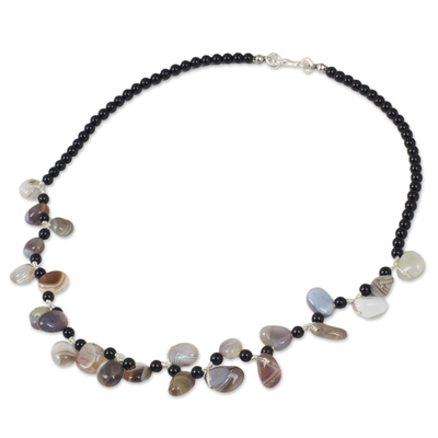 Agate and onyx beaded necklace, 'Natural Signature' - Onyx Necklace with Free-Form Agates