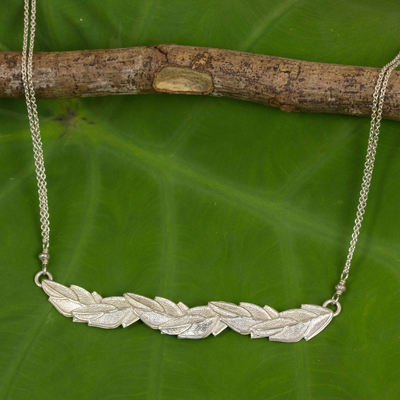 Green Frosted Leaf Necklace