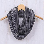 Hand Woven 100% Cotton Infinity Scarf in Black and White, 'Smoke'