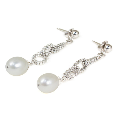 Aretes colgantes de perlas cultivadas - Aretes de candelabro de perlas cultivadas de agua dulce de Tailandia