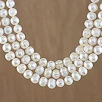 Featured review for Cultured pearl strand necklace, Triple White Halo