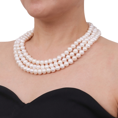 Collar tailandés de triple hilo de perlas blancas elaborado artesanalmente,  'Triple halo blanco
