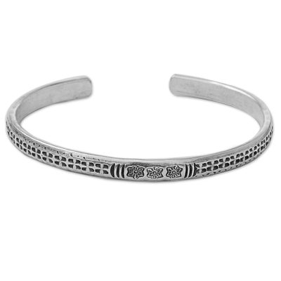 Sterling silver cuff bracelet, 'Sterling Lotus' - Hand Made Sterling Silver Floral Cuff Bracelet Thailand