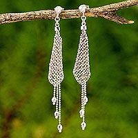 Wasserfall-Ohrringe aus Sterlingsilber, „Sterling Clouds“ – Wasserfall-Ohrringe aus Sterlingsilber mit Perlen aus Thailand