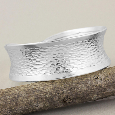 Silver cuff bracelet, Hill Tribe Curves