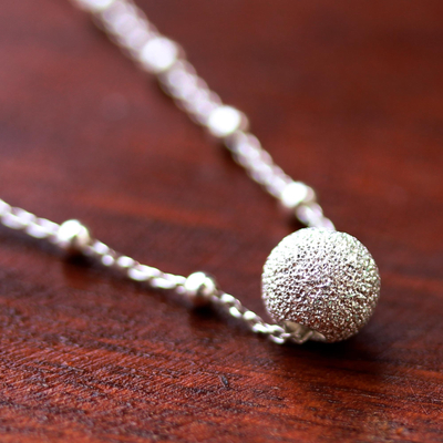 Anhänger-Halskette aus Sterlingsilber, 'Beaded Sparkles' - Sterling Silber Calcit Perlen Anhänger Halskette Thailand