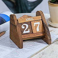 Wood desk calendar, 'Time Catcher'