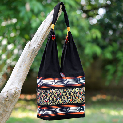 Cotton blend shoulder bag, 'Charming Thai in Black' - Black Cotton Blend Shoulder Bag from Thailand