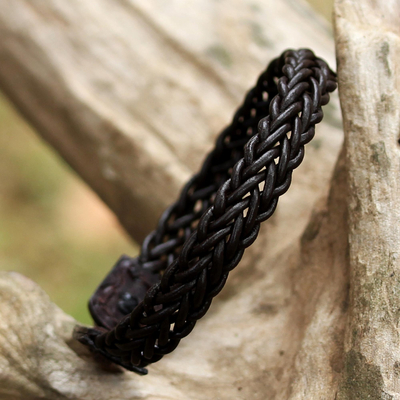 Geflochtenes Lederarmband - Verstellbares geflochtenes Armband aus braunem Leder aus Thailand