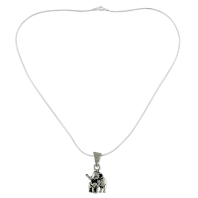 Sterling Silber Anhänger Halskette "Elefant lernen" - Thailändische Halskette aus Sterlingsilber mit Elefanten-Anhänger