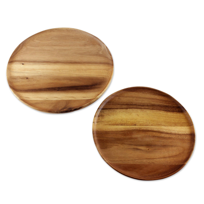 Holzteller, 'Planetenmahlzeit' (Paar) - Zwei handgefertigte Raintree-Holzplatten aus Thailand