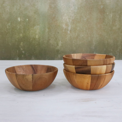 Small wood bowls, 'Snacktime' - Small Raintree Wood Snack Bowls from Thailand (Set of 4)