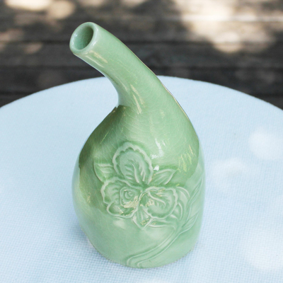 jarrón de cerámica celadón - Jarrón floral de cerámica verde celadón hecho a mano de Tailandia