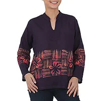 Baumwoll-Batik-Tunika, „Island Evenings“ – handgefertigte thailändische Langarm-Baumwollbluse mit Batikmuster