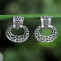 Ohrhänger aus Sterlingsilber, „Ornate Chiang Mai“ – Elegante ovale Ohrhänger aus Sterlingsilber aus Thailand