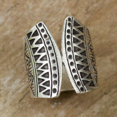 Sterling silver wrap ring, 'Groovy Style' - 925 Silver Wrap Ring with Geometric Motifs from Thailand