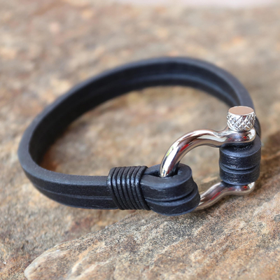 Leather wristband bracelet, 'Sleek Movement in Black' - Leather Wristband Bracelet in Black from Thailand