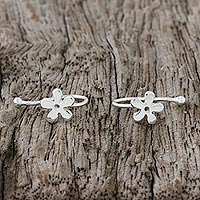 Ear cuffs de plata esterlina, 'Daisy Shine' - Ear Cuffs florales de plata esterlina 925 de Tailandia