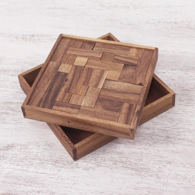 Holzpuzzle - Handgefertigtes quadratisches geometrisches Holzpuzzle aus Thailand