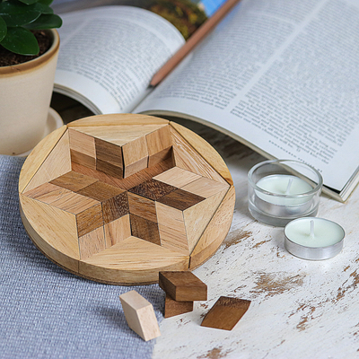 Holzpuzzle - Sternförmiges Holzpuzzlespiel aus Thailand