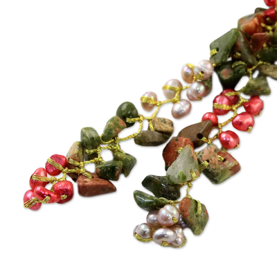 Collar lariat de perlas cultivadas y unakita - Collar Lariat de Unakita y perlas cultivadas de Tailandia