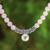 Halskette mit Anhänger aus Rosenquarzperlen - Rosenquarz-Perlenkette mit Om-Anhänger aus Sterlingsilber