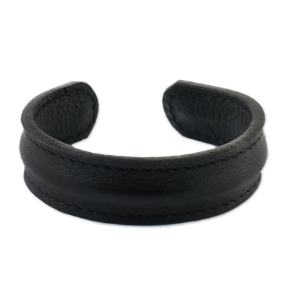 Men's cuff bracelet, 'Basic Black' - Handcrafted Black Leather Men's Cuff Bracelet from Thailand