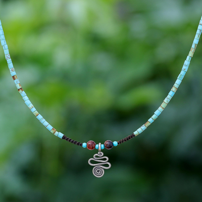 Halskette mit mehreren Edelsteinen, 'Spiral Charm' - Thailändische Halskette aus Karen-Silber mit Multi-Edelstein-Anhänger