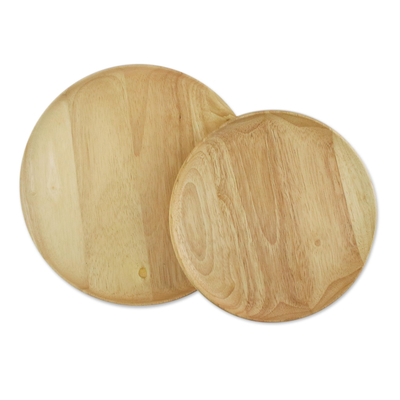 Wood plates, 'Natural Rounds' (pair) - Pair of Handcrafted Natural Wooden Plates from Thailand
