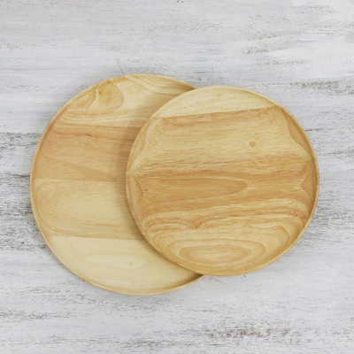 Wood plates, 'Natural Rounds' (pair) - Pair of Handcrafted Natural Wooden Plates from Thailand