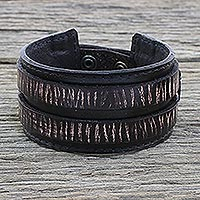 Men's leather wristband bracelet, 'Genuine Charm in Black' - Men's Leather Wristband Bracelet in Black from Thailand