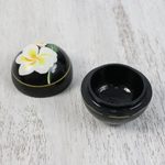 Decorative wood boxes, 'Plumeria Charm' (pair) - Pair of Round Lacquerware Boxes with Plumeria Motifs