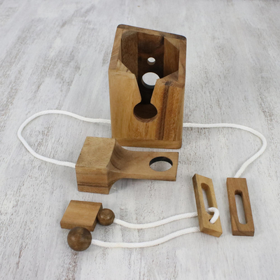 Holzpuzzle - Handgefertigter Flaschenhalter und Puzzle aus Holz aus Thailand