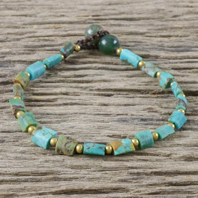 Perlenarmband aus Messing, „Nah am Meer“. - Handgefertigtes Armband aus Messing mit Perlen aus Thailand