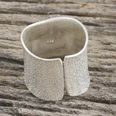 Sterling silver wrap ring, 'Frosty Beauty' - Sterling Silver Wrap Ring from Thai Hill Tribes