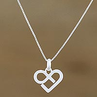 Sterling silver pendant necklace, 'Endless Heart'