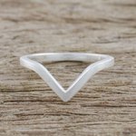 Sterling silver mid-finger ring, 'Wondrous Angle' - Angular Sterling Silver Mid-Finger Ring from Thailand