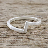 Sterling silver mid-finger ring, 'Chic Design' - Artisan Crafted 925 Silver Mid-Finger Ring from Thailand