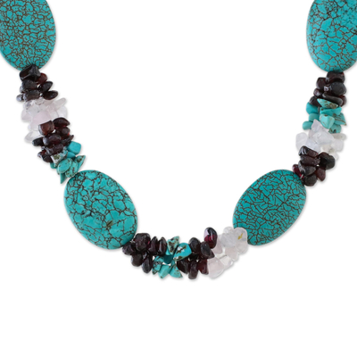 Perlenkette aus Rosenquarz und Granat - Handgefertigte Calcit-Granat-Rosenquarz-Perlenkette