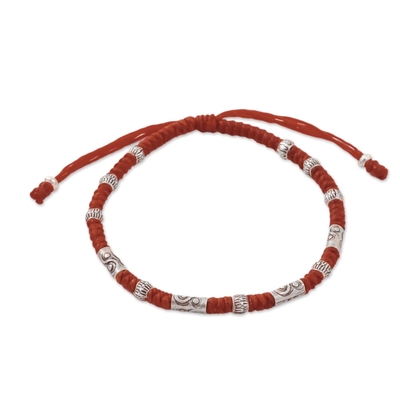 Kordelarmband aus silbernen Perlen - Rotes Unisex-Armband aus 950er Karen-Silberkordel mit Perlen