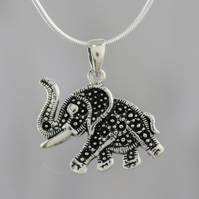 Collar colgante de plata esterlina - Collar con colgante de elefante en plata esterlina de Tailandia