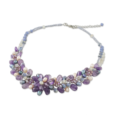 Perlenkette aus Amethyst und Zuchtperlen 'Elegant Flora' - Halskette mit Amethyst und gezüchteten Perlen aus Thailand