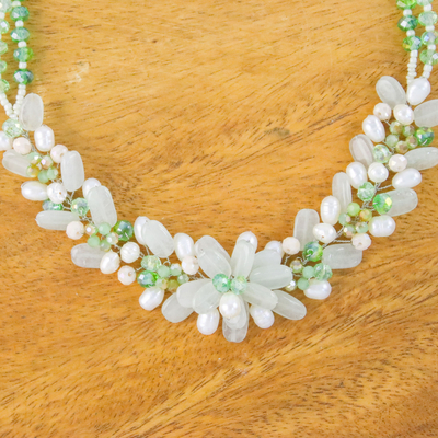 Quartz and cultured pearl beaded necklace, 'Elegant Flora in Green' - Green Quartz and Cultured Pearl Necklace from Thailand