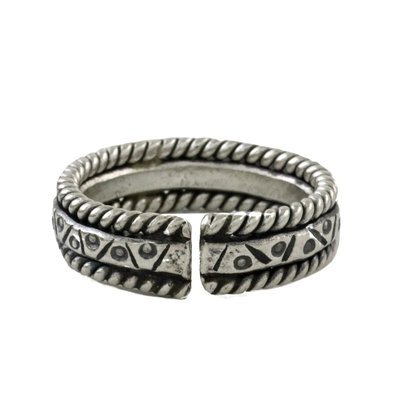 Sterling silver wrap ring, 'Lanna Bliss' - Handmade Sterling Silver Wrap Ring from Thailand
