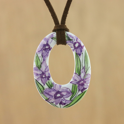 Halskette mit Keramikanhänger - Keramik thailändische handgefertigte lila Blumen-Anhänger-Halskette