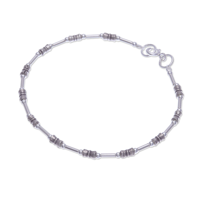 Silberarmband mit Perlen "Endless Circle" - Handgemachtes Armband mit 925er Silber-Perlen der Bergstämme