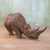 Holzskulptur - Handgeschnitzte Nashornskulptur aus Regenbaumholz aus Thailand