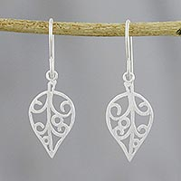 Sterling silver dangle earrings, 'Classic Leaf' - Handmade 925 Sterling Silver Leaf Dangle Earrings